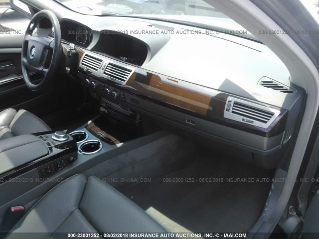 WBAHN83557DT73688 - 2007 BMW 750 GRAY photo 5