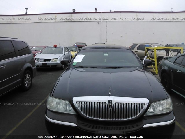 1L1FM88W85Y633938 - 2005 LINCOLN TOWN CAR EXECUTIVE BLACK photo 6