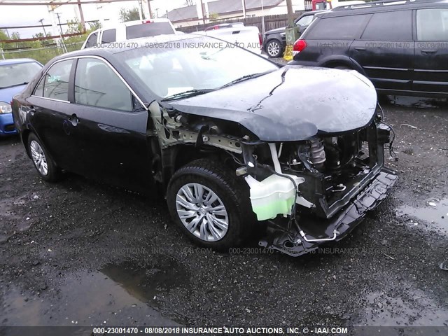 4T1BF1FK6DU223000 - 2013 TOYOTA CAMRY L/SE/LE/XLE 深蓝色 照片 1