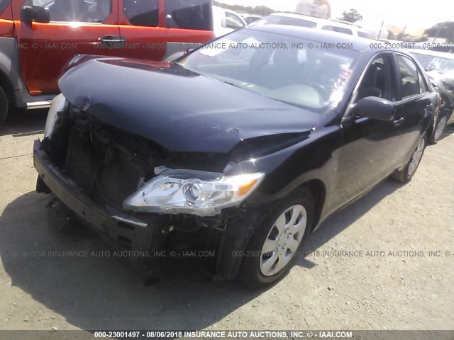 4T1BF3EK3BU189186 - 2011 TOYOTA CAMRY SE/LE/XLE BLACK photo 2
