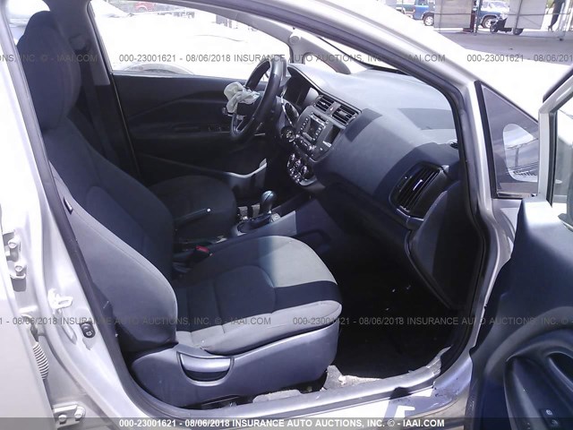 KNADN4A30D6242368 - 2013 KIA RIO EX/SX SILVER photo 5