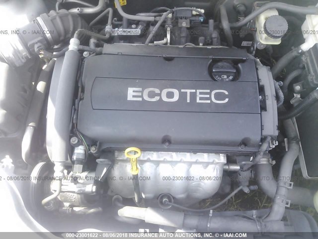 KL1TD6DEXAB051240 - 2010 CHEVROLET AVEO LS/LT SILVER photo 10