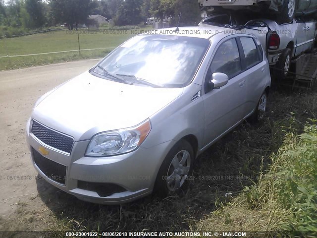 KL1TD6DEXAB051240 - 2010 CHEVROLET AVEO LS/LT SILVER photo 2