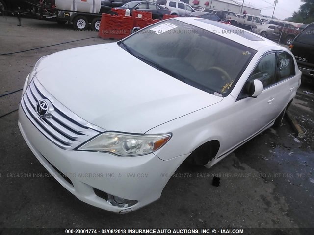 4T1BK3DB7BU381014 - 2011 TOYOTA AVALON LIMITED WHITE photo 2