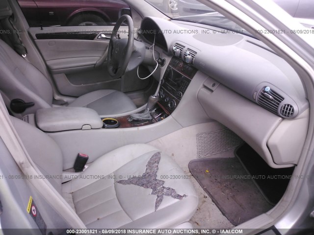 WDBRF54H06A869041 - 2006 MERCEDES-BENZ C GENERATION 2006 280 SILVER photo 5