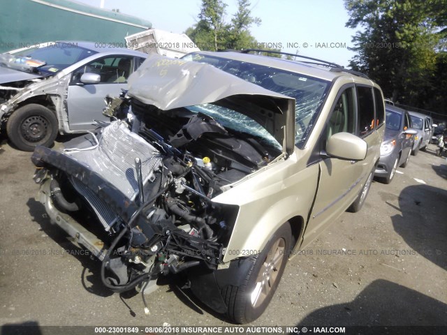 2D4RN5DX8AR387680 - 2010 DODGE GRAND CARAVAN SXT GOLD photo 2