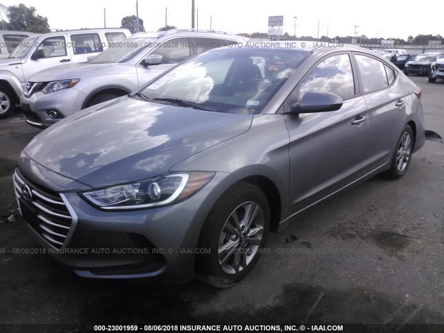 5NPD84LF0JH241403 - 2018 HYUNDAI ELANTRA SEL/VALUE/LIMITED GRAY photo 2