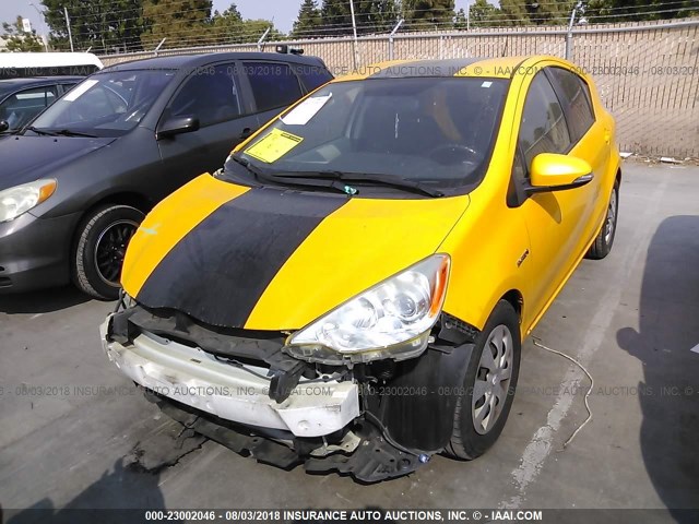 JTDKDTB31C1507865 - 2012 TOYOTA PRIUS C YELLOW photo 2