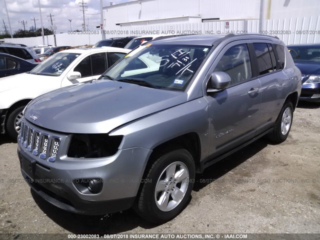 1C4NJCEA1GD619845 - 2016 JEEP COMPASS LATITUDE ვერცხლისფერი ფოტო 2