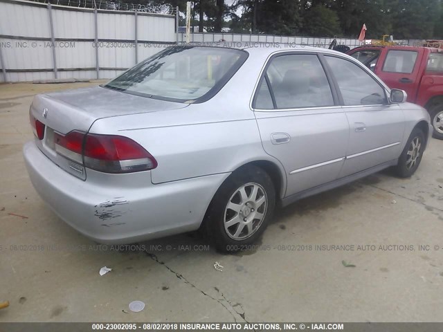 1HGCG66832A049667 - 2002 HONDA ACCORD EX/SE SILVER photo 4