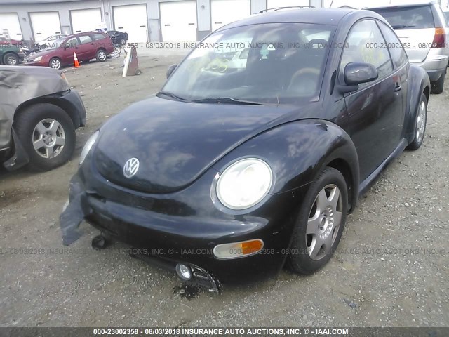 3VWBB61C7WM005620 - 1998 VOLKSWAGEN NEW BEETLE 黑色 照片 2