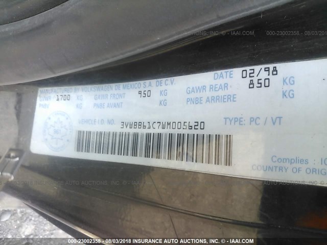 3VWBB61C7WM005620 - 1998 VOLKSWAGEN NEW BEETLE 黑色 照片 9