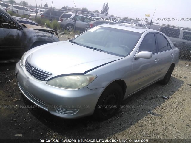 4T1BE32K46U644852 - 2006 TOYOTA CAMRY LE/XLE/SE Gümüş foto 2