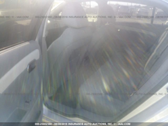 1G1ZC5EU0CF169985 - 2012 CHEVROLET MALIBU 1LT 银色 照片 8