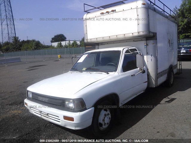 JT5VN94T2K0002590 - 1989 TOYOTA PICKUP CAB CHASSIS SUPER LONG WHEELBASE WHITE photo 2