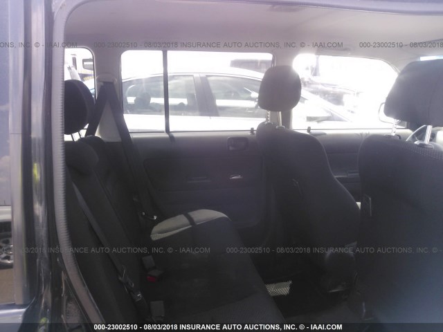 JTLKT324454020953 - 2005 TOYOTA SCION XB Schwarz Foto 8