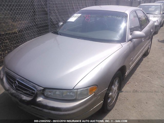 2G4WB52K5W1557544 - 1998 BUICK REGAL LS GOLD photo 2