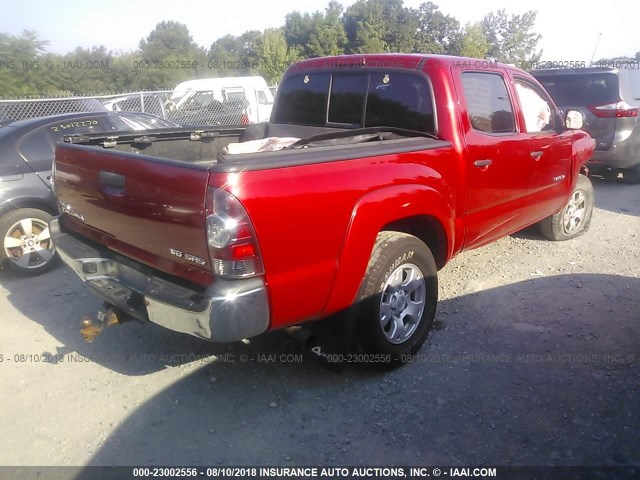 3TMLU4EN8DM106406 - 2013 TOYOTA TACOMA DOUBLE CAB წითელი ფოტო 4