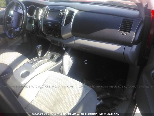 3TMLU4EN8DM106406 - 2013 TOYOTA TACOMA DOUBLE CAB წითელი ფოტო 5