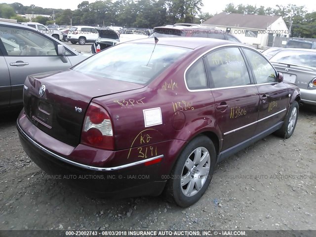 WVWRH63B22P246588 - 2002 VOLKSWAGEN PASSAT GLX RED photo 4