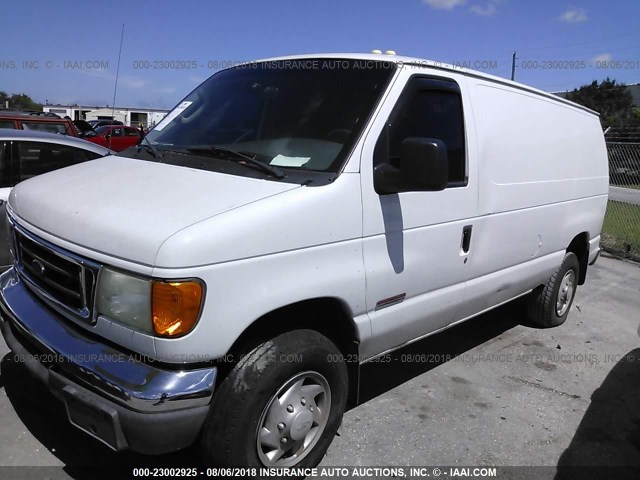 1FTSE34P04HB35487 - 2004 FORD ECONOLINE E350 SUPER DUTY VAN WHITE photo 2