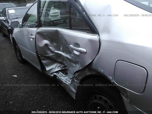 4T1BE32K14U901950 - 2004 TOYOTA CAMRY LE/XLE/SE Күміс фото 6