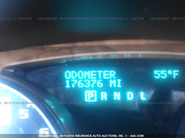 5GAER23778J156074 - 2008 BUICK ENCLAVE CXL Argent photo 7