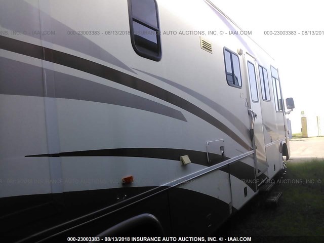 5B4MP67G053398681 - 2005 WORKHORSE CUSTOM CHASSIS MOTORHOME CHASSIS W22 Unknown photo 4