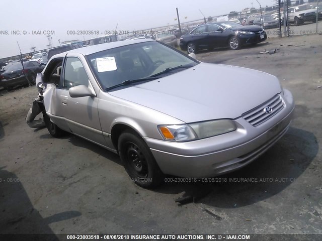 4T1BG22K0XU525444 - 1999 TOYOTA CAMRY CE/LE/XLE GOLD photo 1