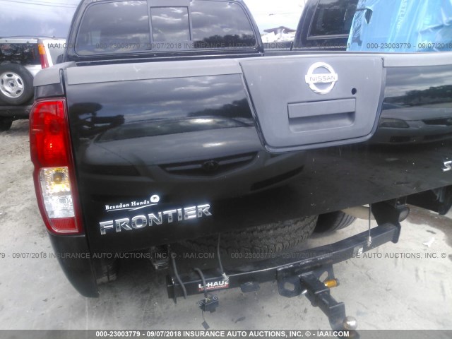 1N6AD06U58C435834 - 2008 NISSAN FRONTIER KING CAB LE/SE/OFF ROAD BLACK photo 6