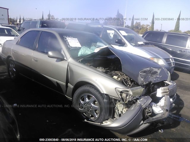 4T1BG28K9YU622876 - 2000 TOYOTA CAMRY CE/LE/XLE ნაცრისფერი ფოტო 1