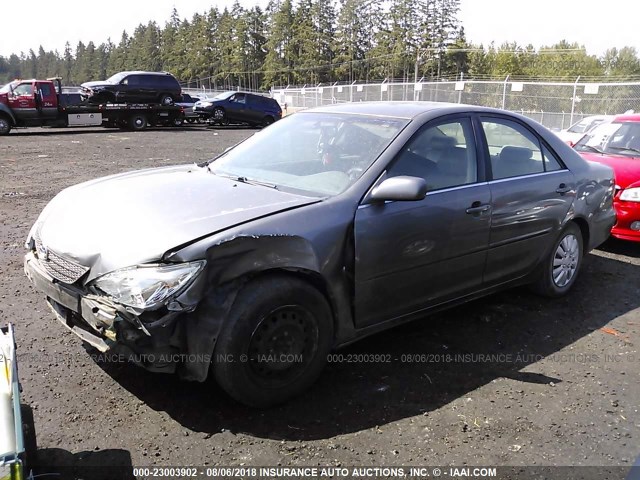 JTDBE32K620116882 - 2002 TOYOTA CAMRY LE/XLE/SE 灰色 照片 2