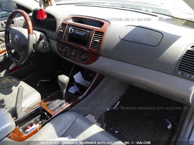 JTDBE32K620116882 - 2002 TOYOTA CAMRY LE/XLE/SE 灰色 照片 5