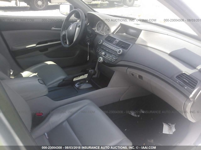 1HGCP2F31AA045614 - 2010 HONDA ACCORD LX SILVER photo 5