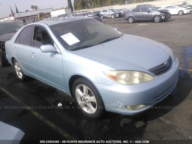 JTDBE32KX20063815 - 2002 TOYOTA CAMRY LE/XLE/SE 蓝色 照片 1