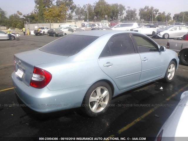 JTDBE32KX20063815 - 2002 TOYOTA CAMRY LE/XLE/SE 蓝色 照片 4