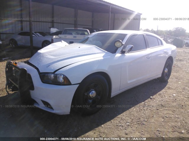 2C3CDXAG1CH177893 - 2012 DODGE CHARGER POLICE WHITE photo 2