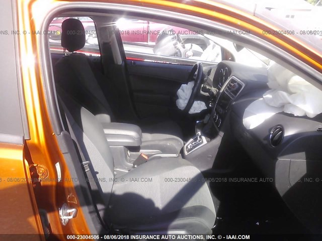 1B3CB5HA5BD168487 - 2011 DODGE CALIBER HEAT ORANGE photo 5