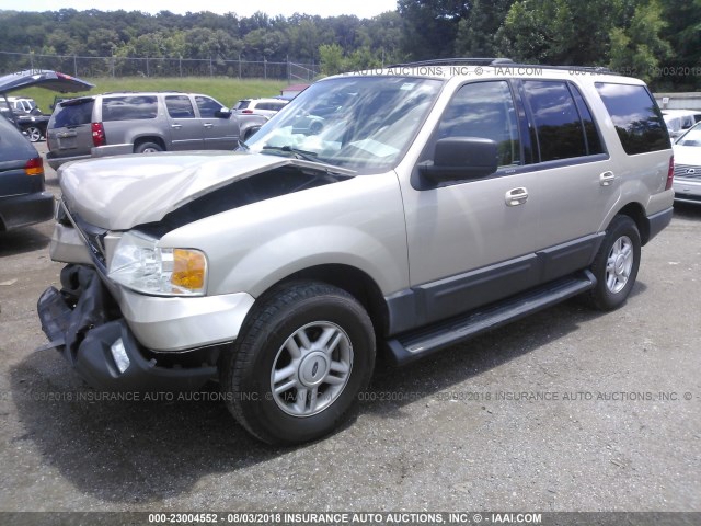 1FMPU16L04LB65461 - 2004 FORD EXPEDITION XLT GOLD photo 2