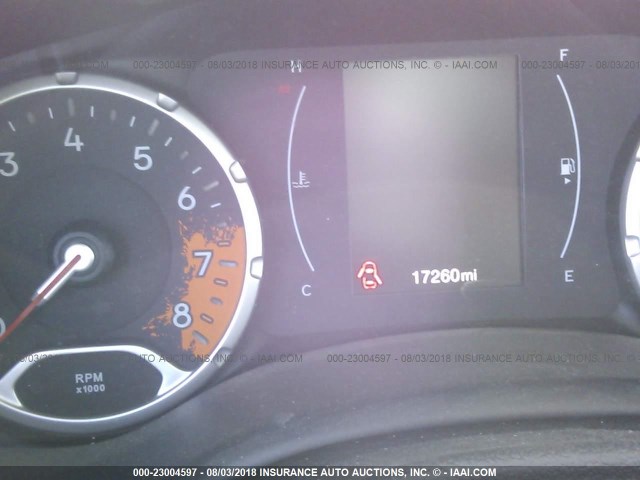 ZACCJAAB6HPE43422 - 2017 JEEP RENEGADE SPORT Մոխրագույն լուսանկար 7