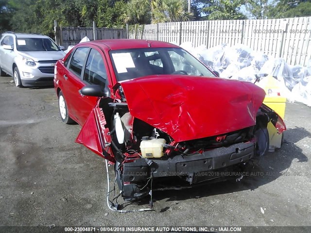 1FAHP34N87W165796 - 2007 FORD FOCUS ZX4/S/SE/SES 红色 照片 1