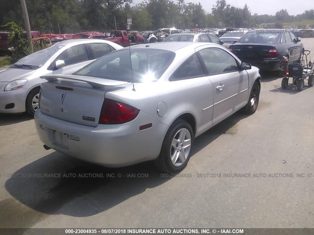 1G2AL15F977154825 - 2007 PONTIAC G5 SILVER photo 4