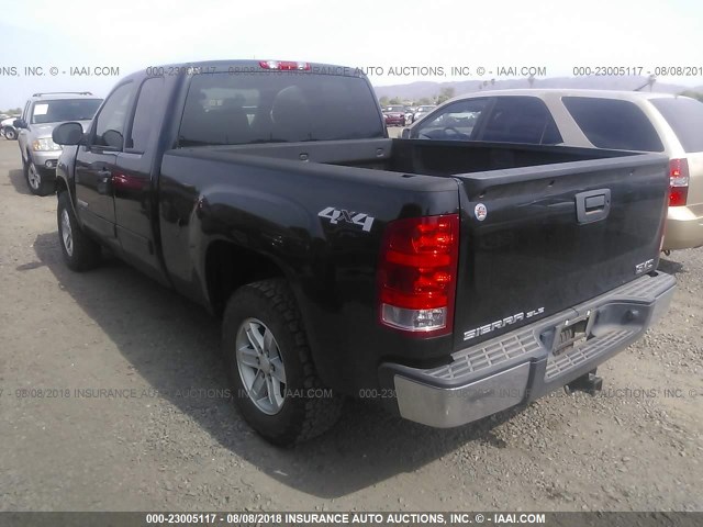 1GTR2VE73DZ327076 - 2013 GMC SIERRA K1500 SLE BLACK photo 3