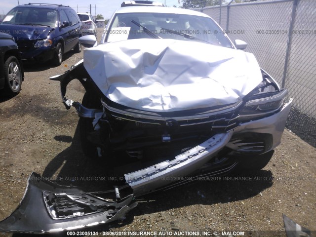 1VWDT7A38HC077636 - 2017 VOLKSWAGEN PASSAT R-LINE Gümüş foto 6