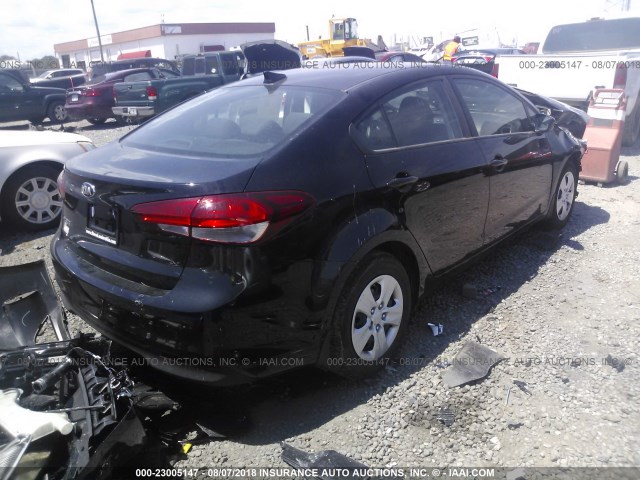 3KPFL4A73JE241404 - 2018 KIA FORTE LX/S BLACK photo 4