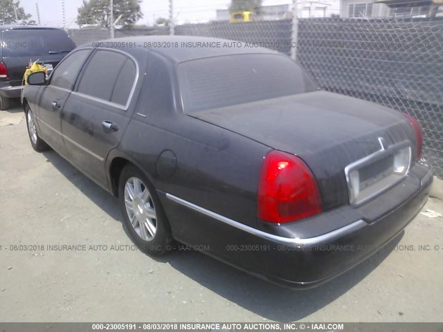 2LNBL8EV9AX622291 - 2010 LINCOLN TOWN CAR EXECUTIVE L BLACK photo 3