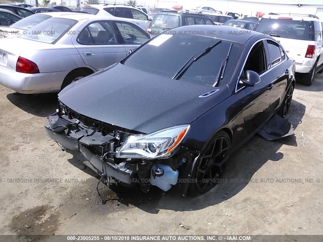 2G4GU5GX7H9114805 - 2017 BUICK REGAL GS BLACK photo 2