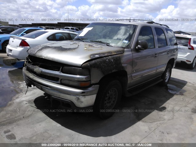 1GNEC13Z32R227685 - 2002 CHEVROLET TAHOE C1500 TAN photo 2