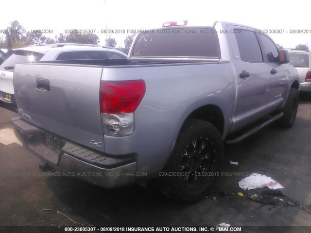 5TFDV54108X065971 - 2008 TOYOTA TUNDRA CREWMAX/CREWMAX SR5 SILVER photo 4