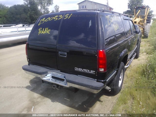 3GNGK26J9XG137794 - 1999 CHEVROLET SUBURBAN K2500 BLACK photo 4